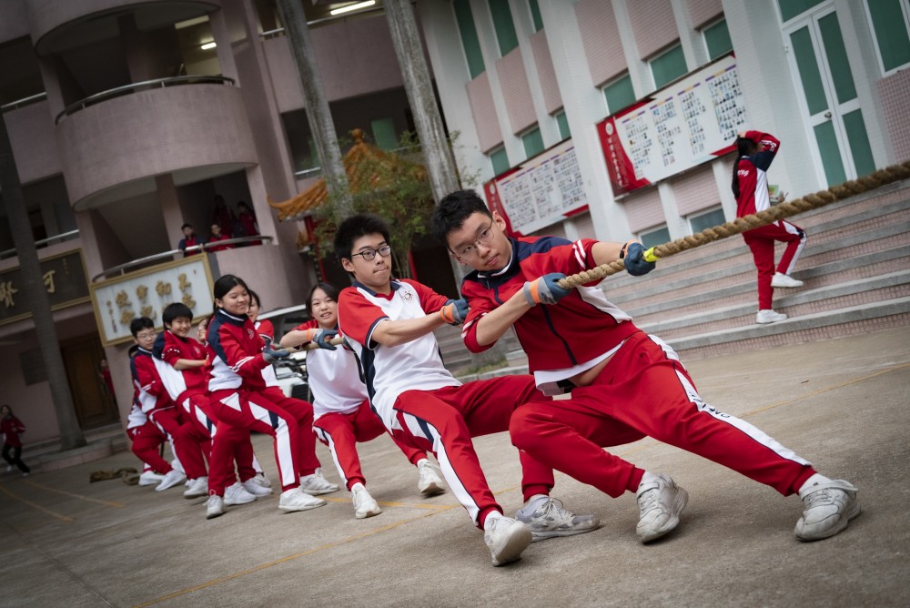 濠江中學校本部「慶回歸·賀元旦」班際拔河比賽圓滿落幕