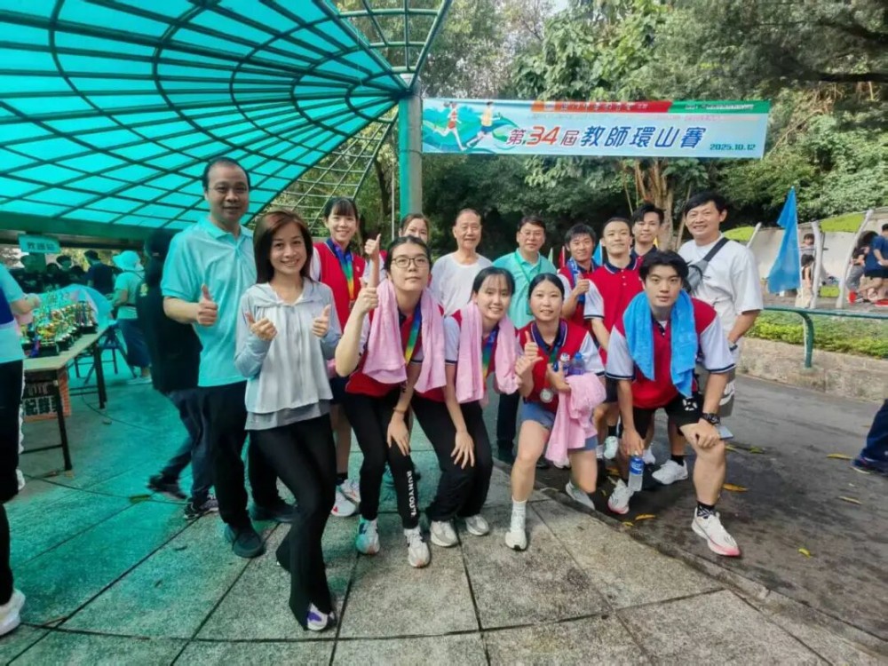 濠小教師揚威全澳環山賽女子接力創佳績顯團隊風采